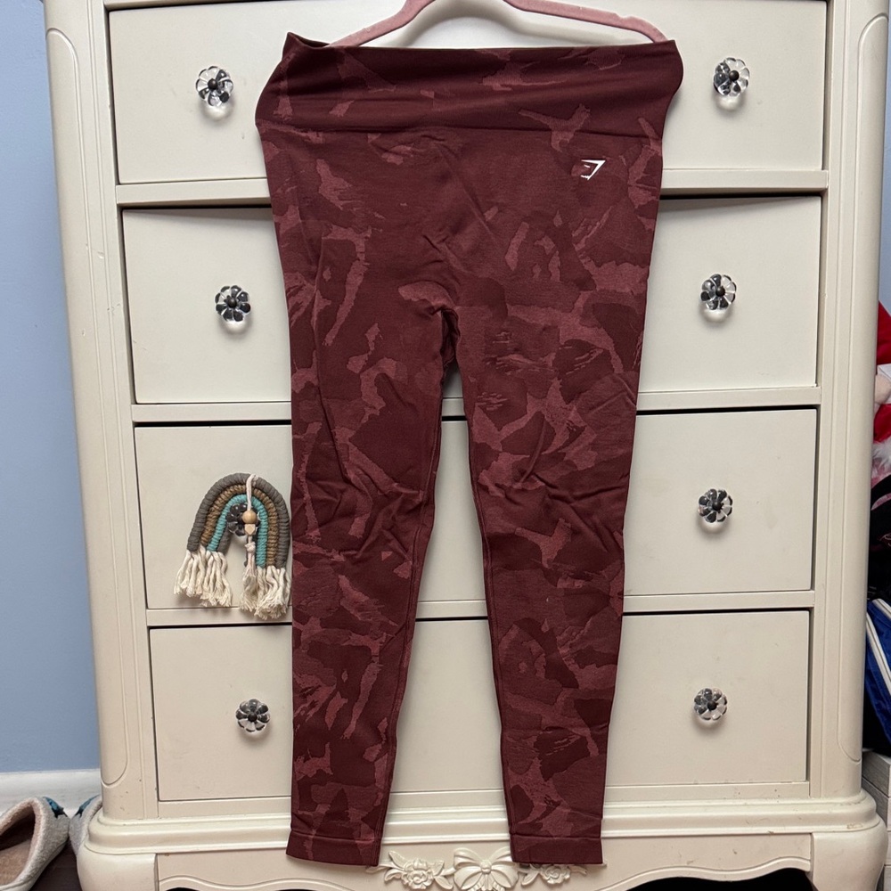 GymShark Maroon Camouflage Leggings